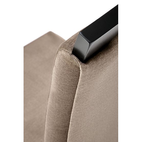 CLARION 2 krzesła czarne / tapicerka: MONOLITH 09 (ciemny brąz) (1p=2szt)