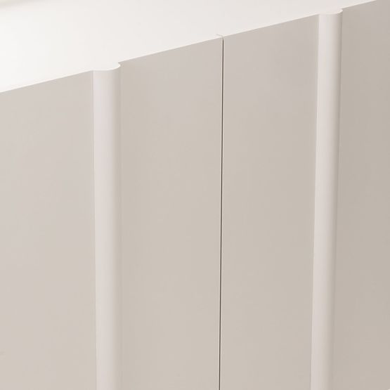 Czterodrzwiowa komoda Moss kaszmirowa, zaokrąglona