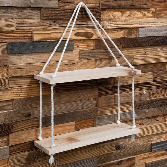 Drewniana półka ścienna