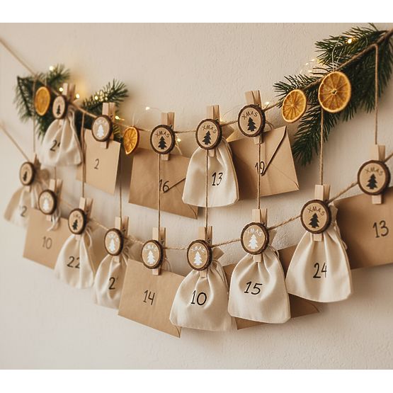 DREWNIANE KLAMRY 8 SZT. CHOINKI KL-21X11