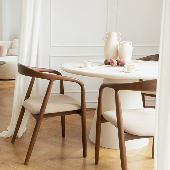 Drewniane krzesło Ludvika, zaokrąglone, orzech/beżowy