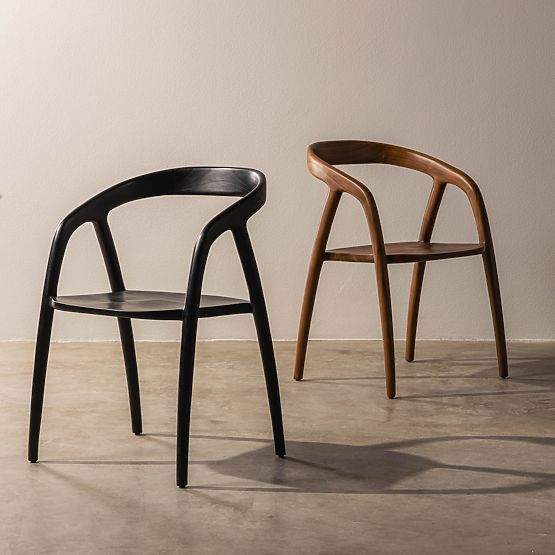 Drewniane krzesło Sande zaokrąglone, czarne, drewno tekowe