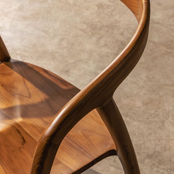 Drewniane krzesło Sande zaokrąglone, naturalne, drewno tekowe
