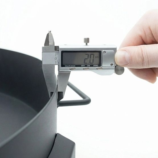 Duże solidne ognisko ogrodowe z żeliwa 60 cm z uchwytami idealne na ognisko