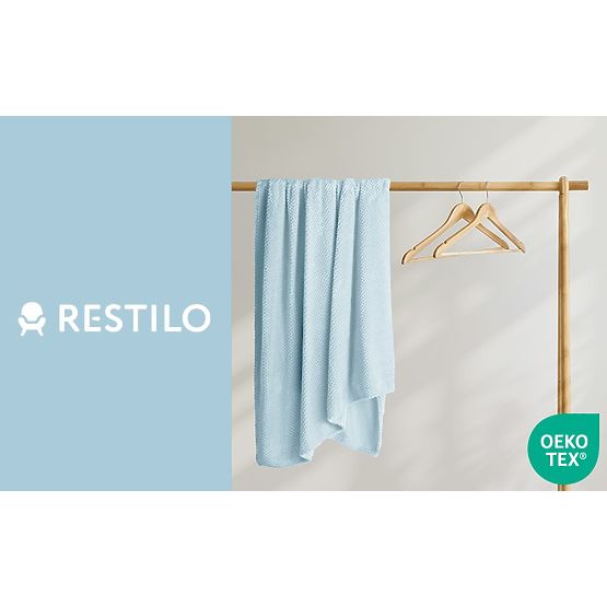 Koc HENRY niebieski kolor z żakardowym tłoczeniem nowoczesny styl 170x210