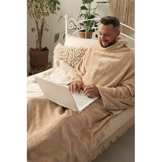 Kocyk CASHMERE TOUCH z rękawami - 150 x 210 cm (beżowy)