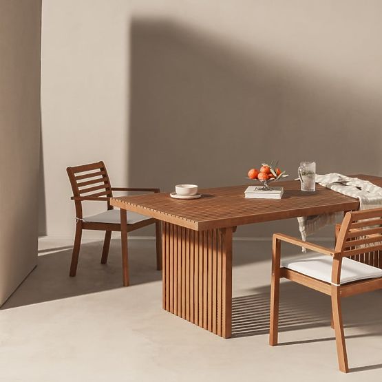 Krzesło ogrodowe Familis ll drewno eukaliptusowe FSC, wygląd teakowy, beżowe