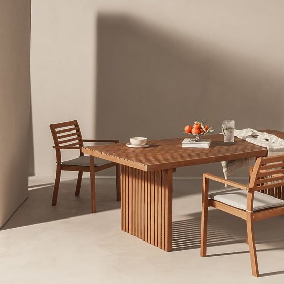 Krzesło ogrodowe Familis ll drewno eukaliptusowe FSC, wygląd teakowy, jasnoszare