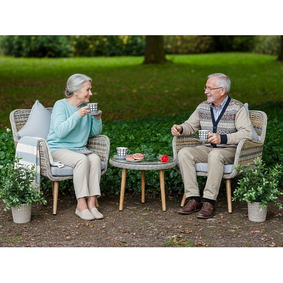 Mały zestaw balkonowy z technoratanu BELICCO