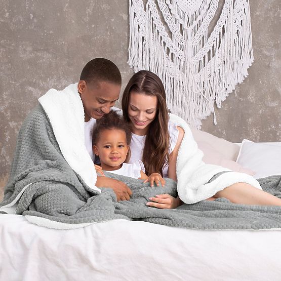 Narzuta SHLEEPY szary kolor z wzorem żakardowym styl klasyczny 220x240