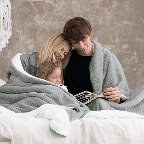 Narzuta SHLEEPY szary kolor z wzorem żakardowym styl klasyczny 220x240