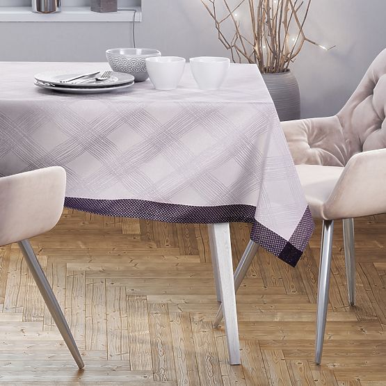 Obrus MILLUZA kremowy metalizowany klasyczny motyw 110x160 ameliahome