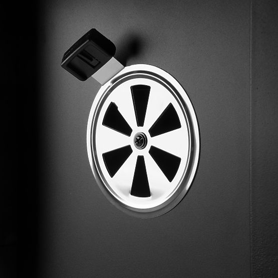 Ogrodowy grill węglowy CARBON czarny