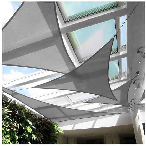 Plandeka wodoodporna trójkątna 3x3x3 m - szara