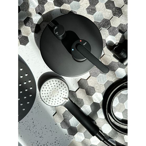 Podtynkowy zestaw prysznicowy Rea Ontario Czarny + BOX