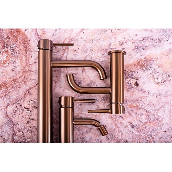 Podtynkowy zestaw prysznicowy z termostatem LUNGO Szczotkowana miedź + BOX