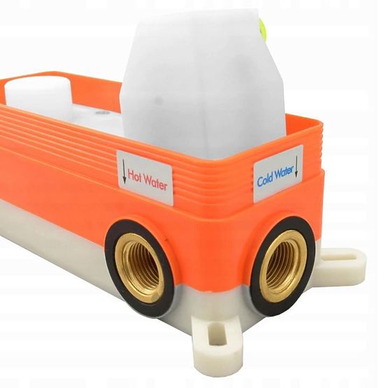 Podtynkowy zestaw wannowo-prysznicowy Rea Lungo Miedź + BOX