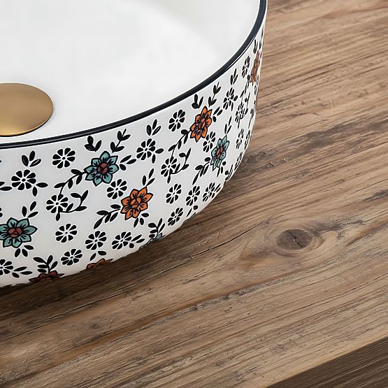 Ponadczasowa umywalka Rea Stefania