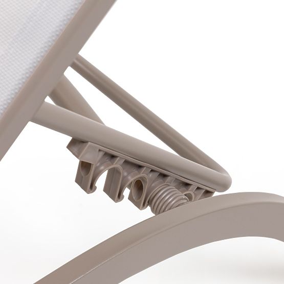 Regulowane leżak ogrodowy Sandy, jasnoszary/beżowy