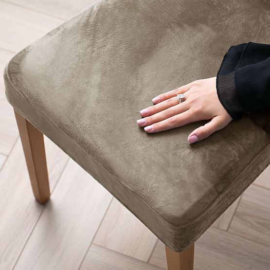 RESTILO pokrowiec na sofę SENTO kolor beżowy gładki klasyczny styl