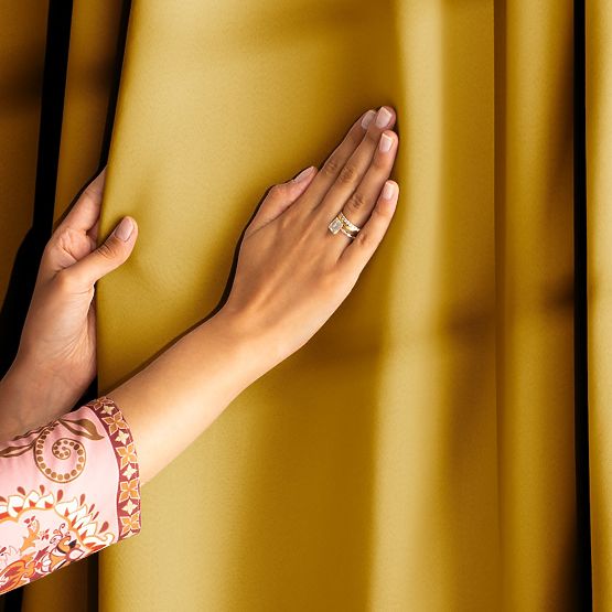 RESTILO zasłona BLACKOUT kolor musztardowy, styl klasyczny, srebrne kółka, materiał