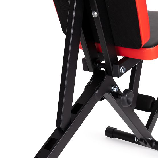 Skośna ławka do ćwiczeń z regulowanym oparciem