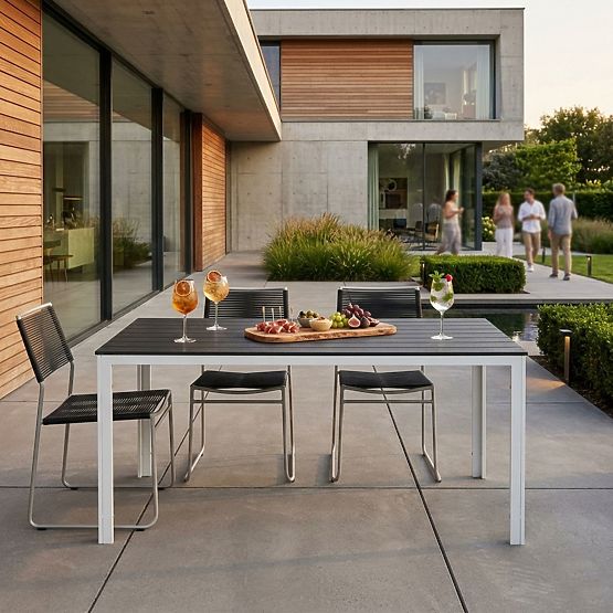 Stół ogrodowy dla 6 osób 156x78 cm polywood meble na taras szary biały MultiGarden