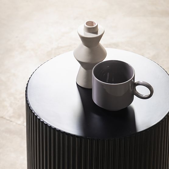 Stolik boczny Ermanno, 35 cm, czarny, żłobiony