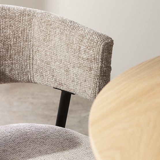 Tapicerowane krzesło Rosario beżowe/czarne nogi