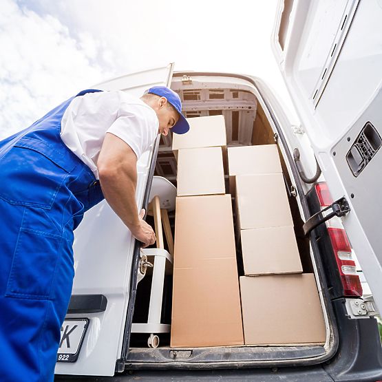 Zestaw mebli ogrodowych FLORENCJA szara sofa z otomanką