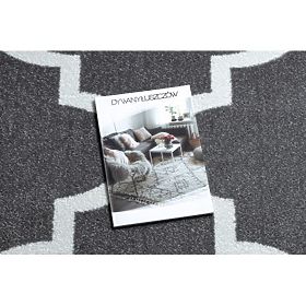 Dywan SKETCH - F730 wzór Marokańska koniczyna, Krata szara / biała, F.H.Kabis