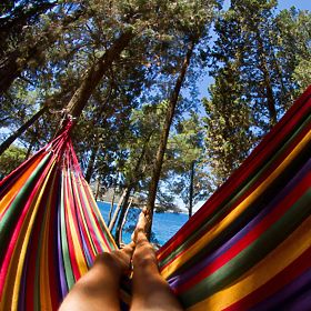 Jednoosobowy hamak z drążkiem 40cm 400257 Czerwony, Bluegarden