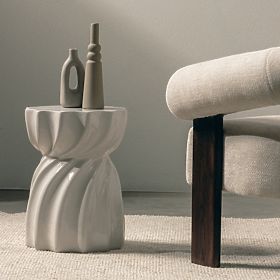 Stolik boczny Bloom 35 cm, szarobeżowy, błyszczący