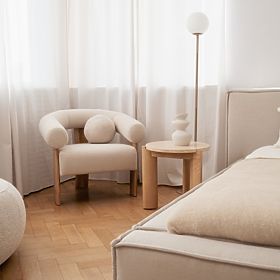 Stolik boczny Medley 50 cm, okrągły, trawertyn/jesion