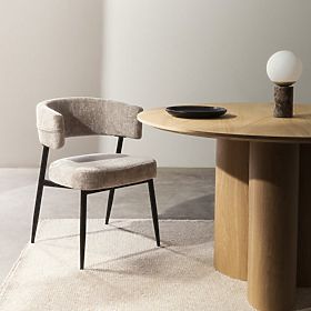 Tapicerowane krzesło Rosario beżowe/czarne nogi