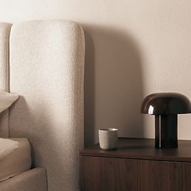 Tapicerowane łóżko Snoovia 160x200 cm, z stelażem i schowkiem, jasnobeżowe